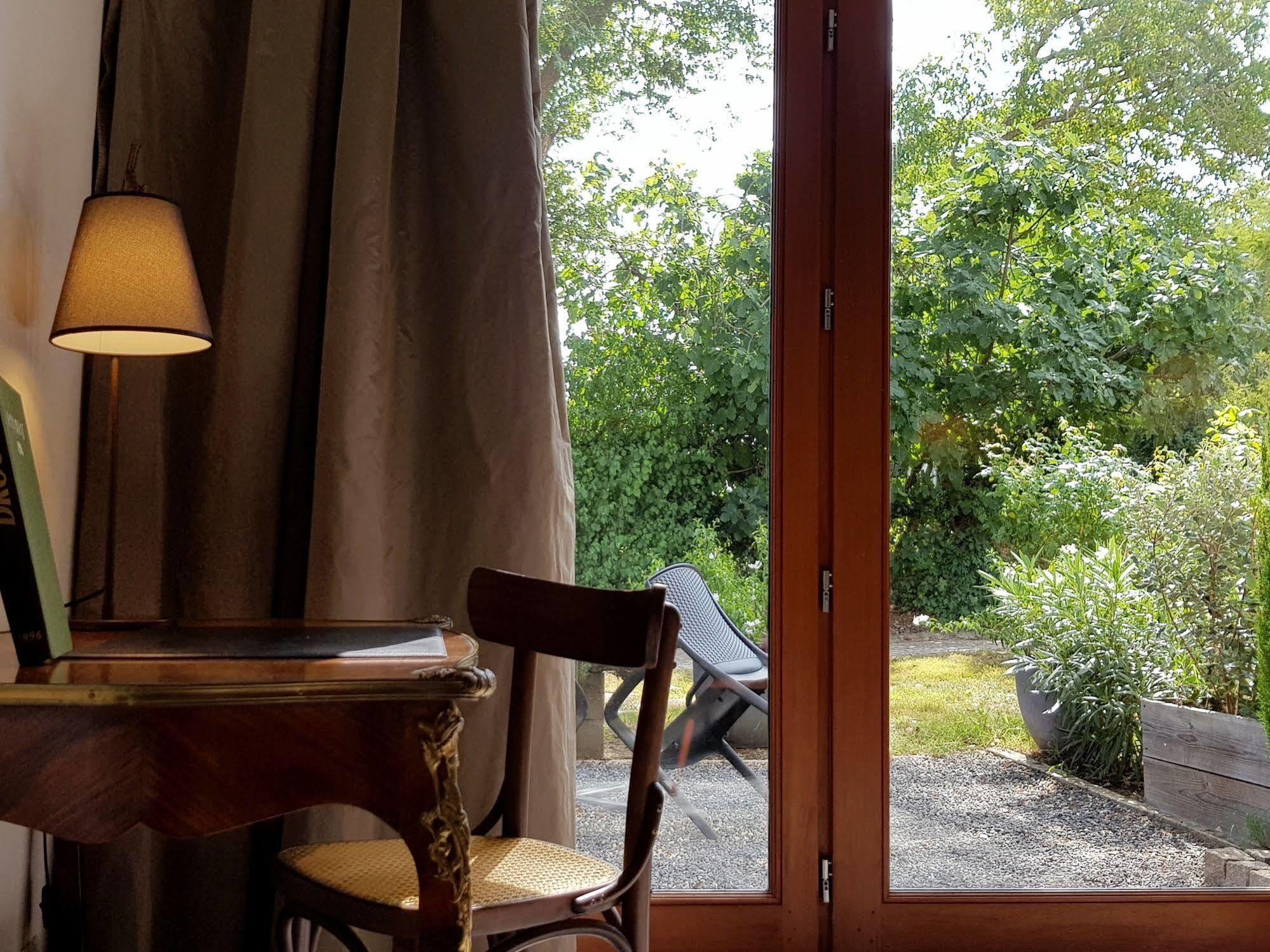 5 Lasserre Moulon-sur-Dordogne Exterior foto